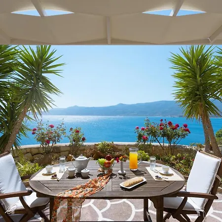 Apartment House M.a.s.s. Sitia (Crete)